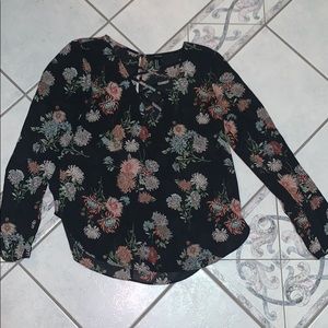 Cute long sleeve shirt